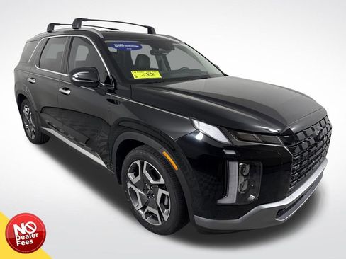 Used 2023 Hyundai Palisade Limited FWD image 1