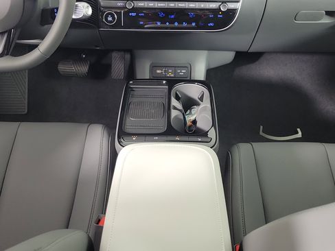 New 2026 Hyundai Ioniq 5 SEL image 10