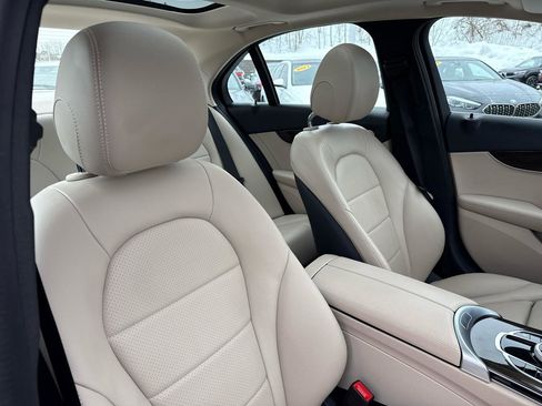 Used 2017 Mercedes-Benz C 300 4MATIC Sedan image 42