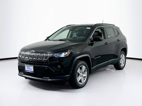 Used 2022 Jeep Compass Latitude AWD/4WD image 1