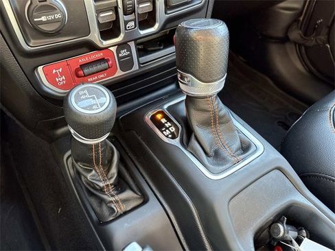 Used 2022 Jeep Gladiator Mojave w/ LED Lighting Group image 34