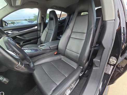 Used 2012 Porsche Panamera 4 image 11