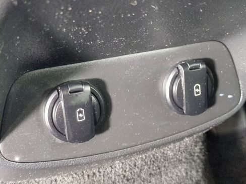 Used 2020 Hyundai Santa Fe SEL image 16