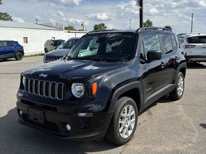 Used 2023 Jeep Renegade Latitude w/ Premium Group