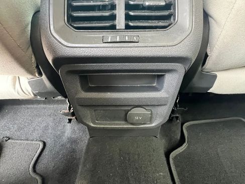 Used 2019 Volkswagen Tiguan S FWD image 22