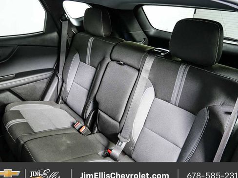 Used 2025 Chevrolet Blazer LT image 17