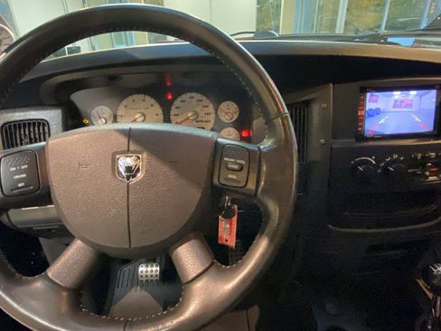 Used 2005 Dodge Ram 1500 Truck 2WD Regular Cab image 4