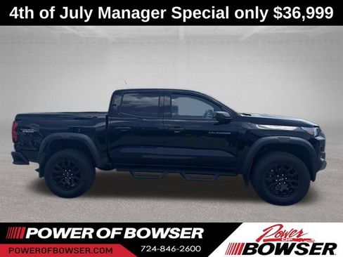 Used 2024 Chevrolet Colorado Trail Boss w/ Advanced Trailering Package AWD/4WD image 9