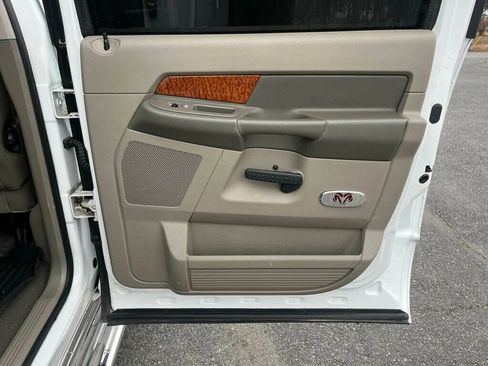 Used 2007 Dodge Ram 3500 Truck Laramie image 35