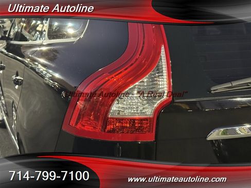 Used 2016 Volvo XC60 T5 w/ Proximity Package image 12