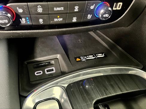 Used 2023 Buick Enclave Premium w/ LPO, Floor Liner Package image 32