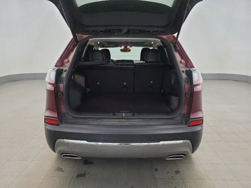 Used 2021 Jeep Cherokee Limited image 29