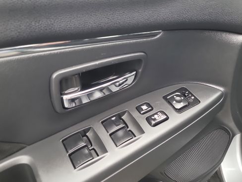 Used 2024 Mitsubishi Outlander Sport ES image 17