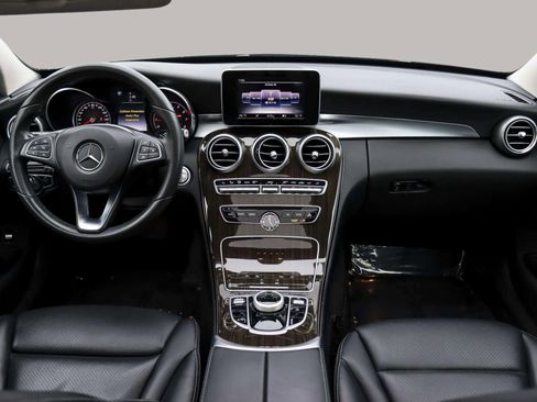 Used 2017 Mercedes-Benz C 300 4MATIC Sedan image 22