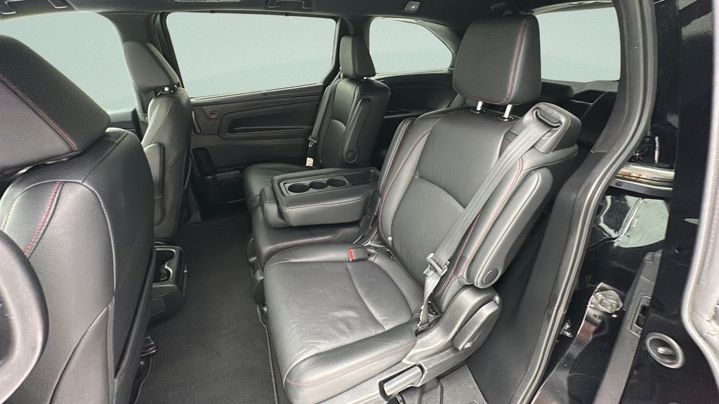 Used 2025 Honda Odyssey Sport-L image 9