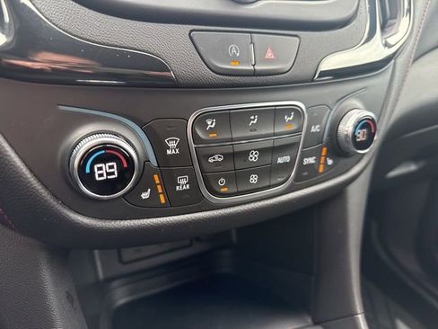 Used 2023 Chevrolet Equinox RS w/ LPO, Floor Liner Package image 52