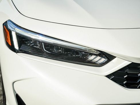 Used 2025 Honda Civic Sport image 8