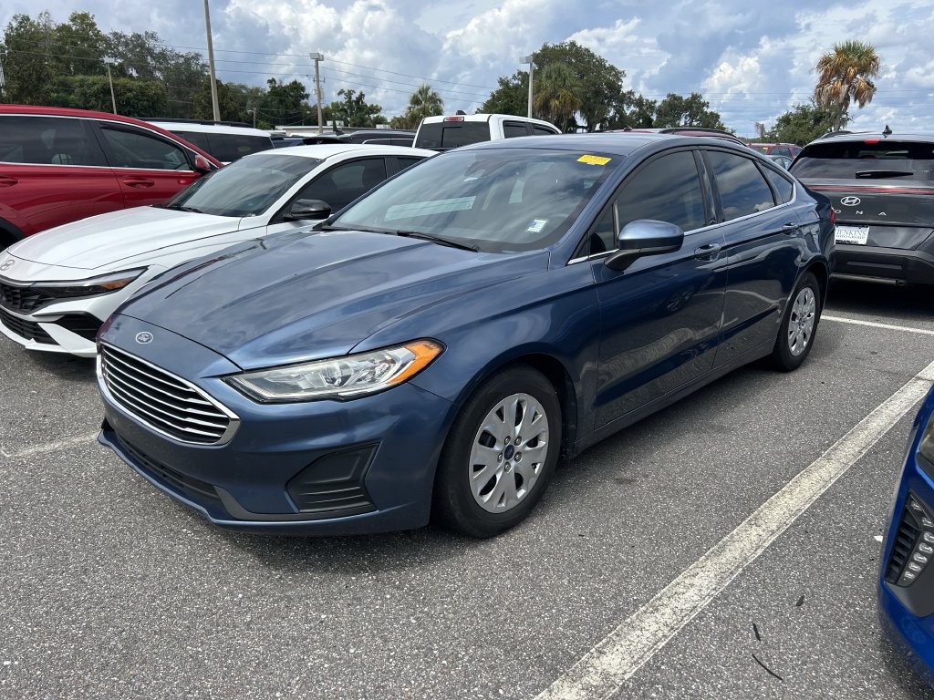 Used 2019 Ford Fusion S FWD image 8