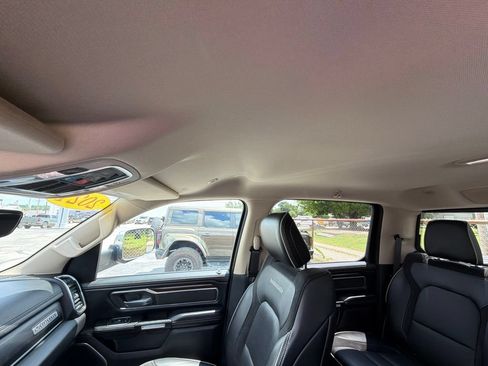 Used 2021 RAM 1500 Laramie AWD/4WD image 25