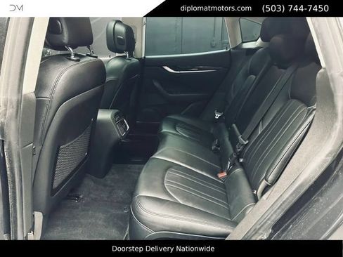 Used 2022 Maserati Levante GT AWD/4WD image 23