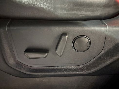 Used 2020 Ford F150 Lariat w/ Equipment Group 502A Luxury image 22