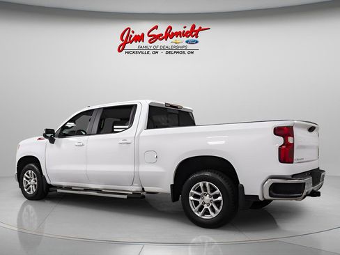 Used 2024 Chevrolet Silverado 1500 LT AWD/4WD image 4