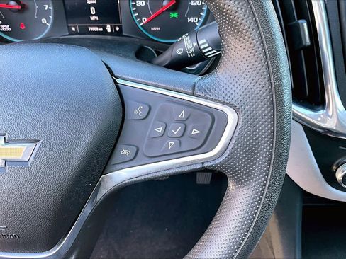 Used 2019 Chevrolet Equinox LS image 22