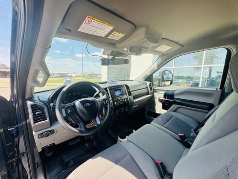 Used 2020 Ford F250 XL w/ Power Equipment Group RWD image 24