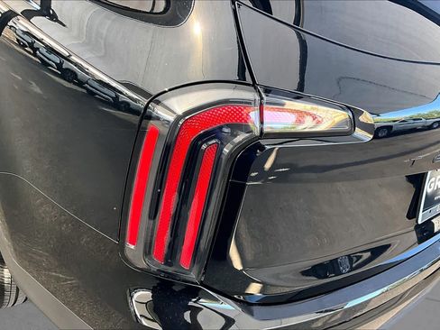 Used 2025 Kia Telluride SX Prestige X-Line AWD/4WD image 29