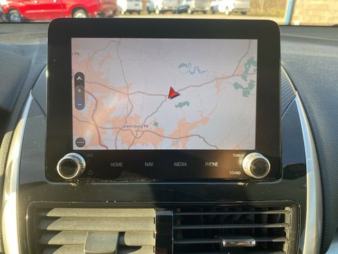 Used 2023 Mitsubishi Eclipse Cross SE image 28