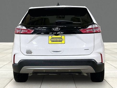 Certified 2024 Ford Edge SEL AWD/4WD image 4