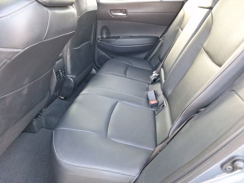 Used 2025 Toyota Corolla Cross XLE image 31