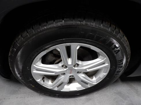 Used 2021 GMC Terrain SLE w/ Driver Convenience Package FWD image 25