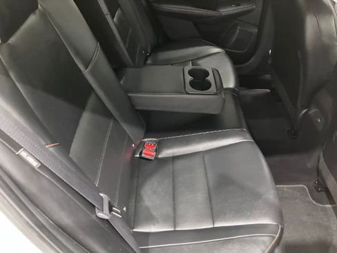 Used 2022 Nissan Sentra SR w/ SR Premium Package image 39