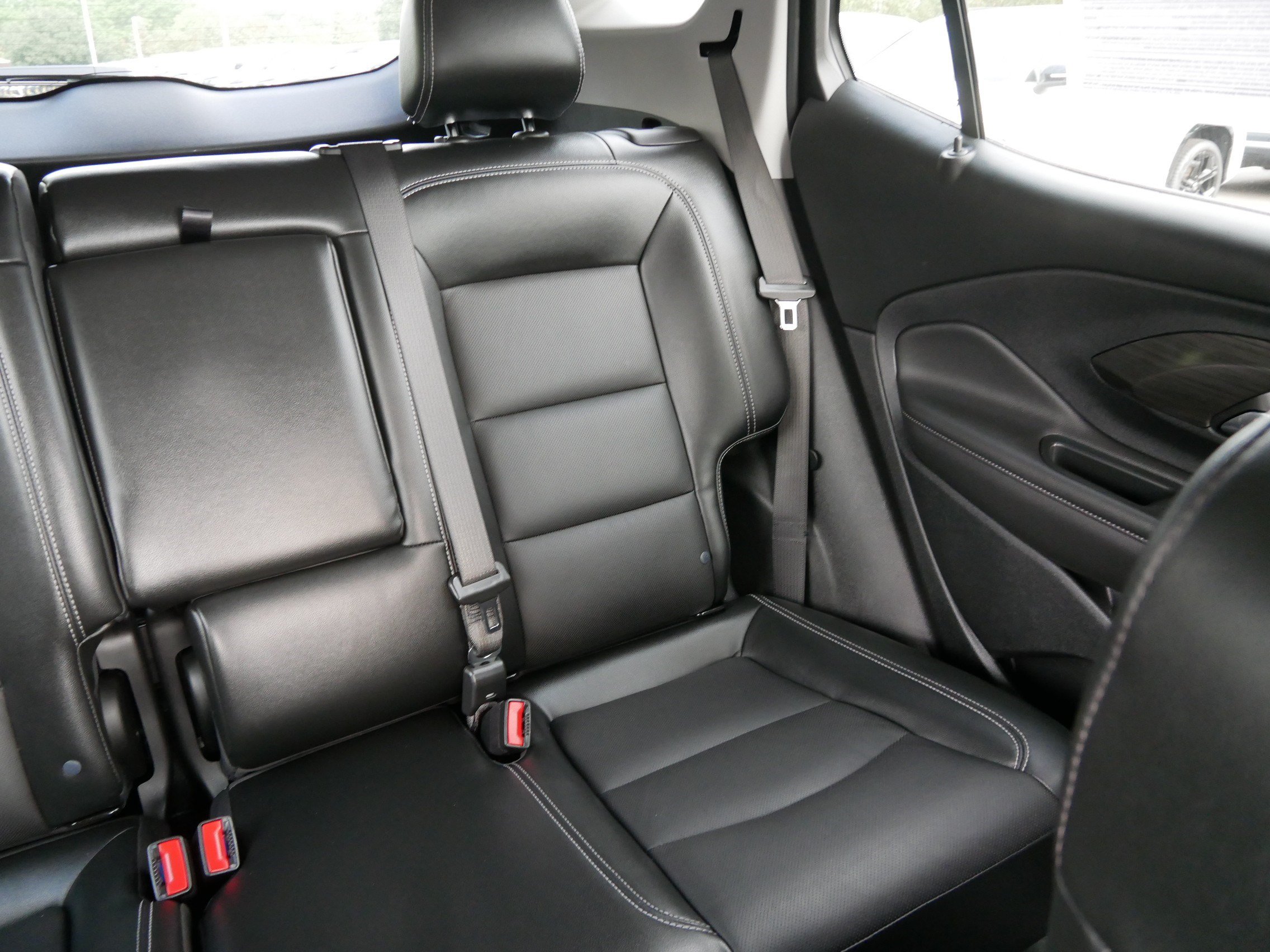 Used 2023 GMC Terrain SLT AWD/4WD image 14