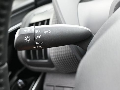 Used 2023 Toyota bZ4X AWD image 18