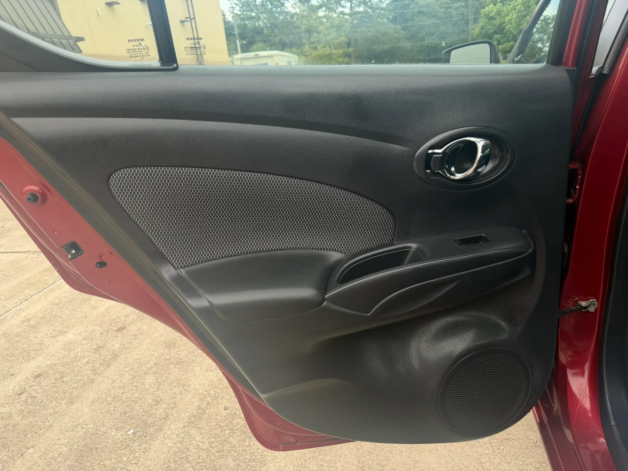 Used 2016 Nissan Versa SV FWD image 25