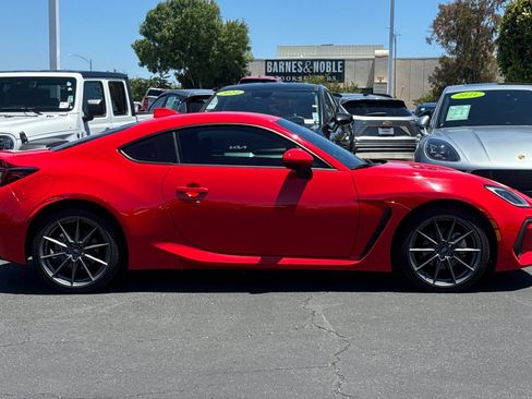 Used 2022 Subaru BRZ Limited RWD image 4