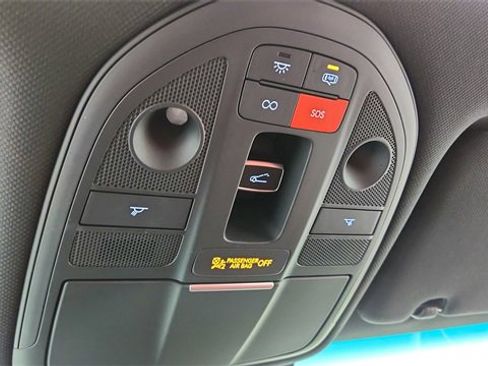 Used 2025 Genesis G70 2.5T w/ Sport Prestige Package image 54