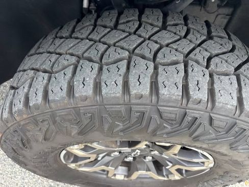 Certified 2024 Chevrolet Colorado ZR2 AWD/4WD image 3