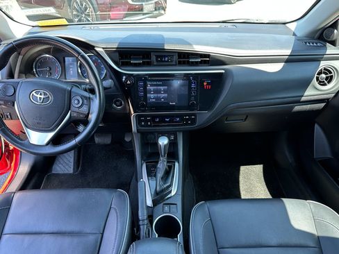 Used 2019 Toyota Corolla XLE FWD image 10