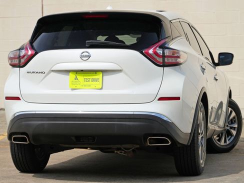 Used 2016 Nissan Murano S FWD image 4