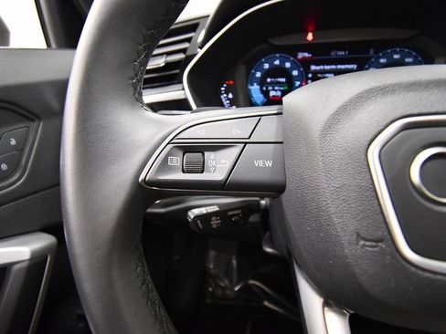 Used 2025 Audi Q3 2.0T Premium image 21