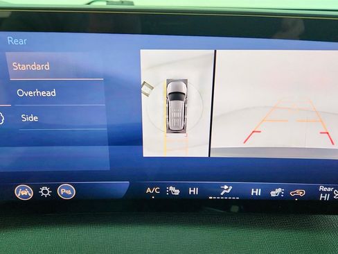 Used 2025 Buick Enclave Preferred FWD image 39