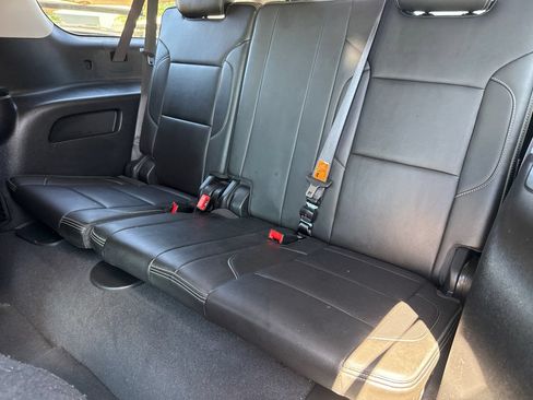 Used 2019 GMC Yukon XL Denali w/ Open Road Package AWD/4WD image 18