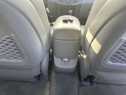 Used 2012 Toyota RAV4 Limited w/ Premium Plus Value Pkg AWD/4WD image 35
