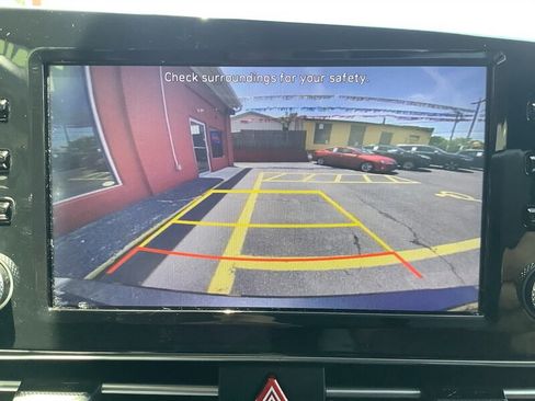 Used 2021 Hyundai Elantra SEL w/ Convenience Package FWD image 22