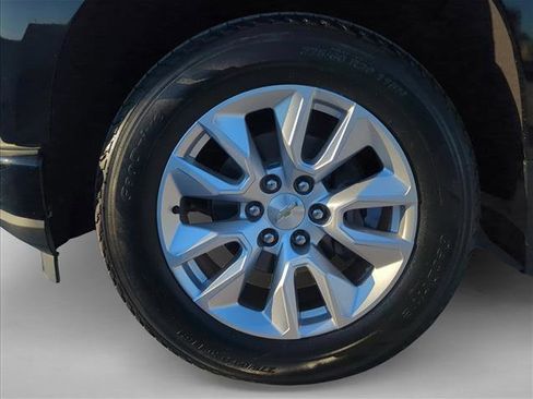 Used 2021 Chevrolet Silverado 1500 Custom image 24