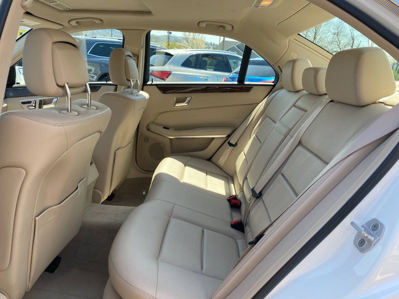 Used 2014 Mercedes-Benz E 350 4MATIC Sedan w/ Premium 1 Package image 23