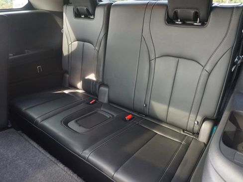 Used 2022 INFINITI QX60 Luxe w/ Vision Package image 19